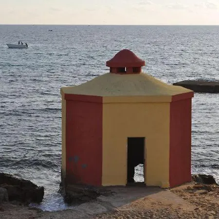 Felloniche Mit Wasserblick * Santa Maria di Leuca